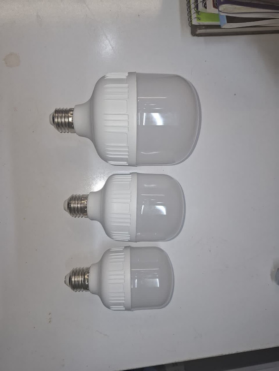 لامپ ال ای دی 60 وات