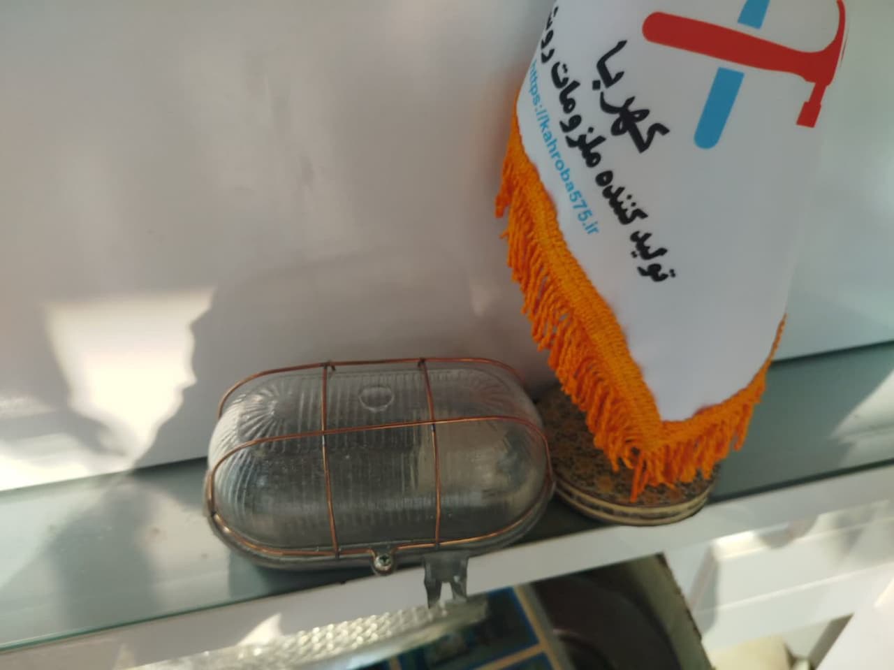 چراغ  آسانسوری  تونلی